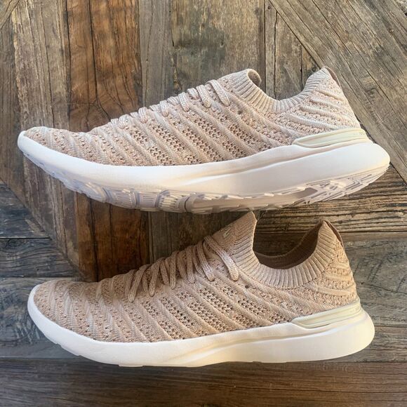 NWOB APL TechLoom Wave Mélange Mesh Running Sneakers | Sand | M US 9.5/W US 7.5